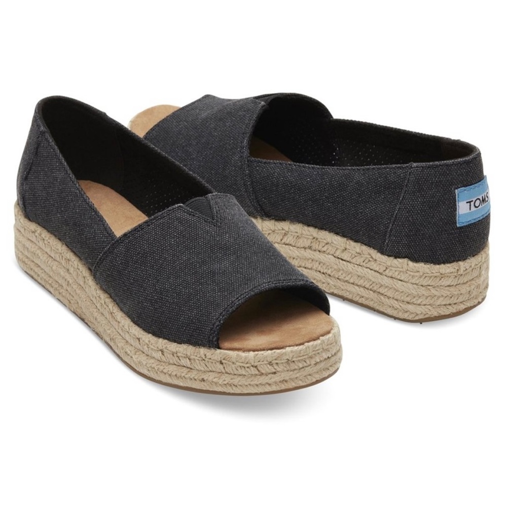 Tom’s WOMENS Black Washed Open Toe Platform Espadrille size 7. New without tags